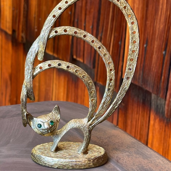 Vintage Cast Metal Earring Holder - Picture 2 of 5